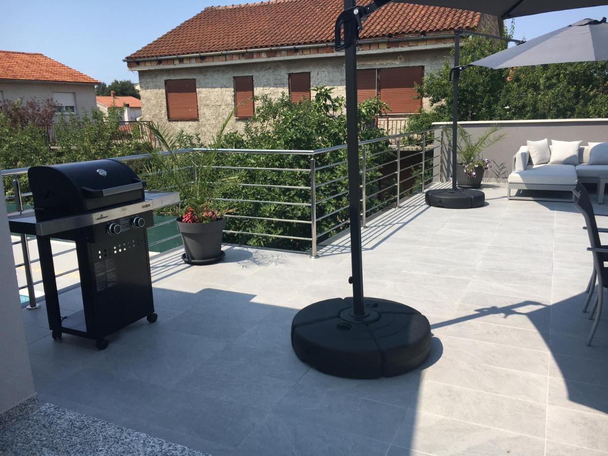 Leneda Apartments With Pool Πούλα Εξωτερικό φωτογραφία