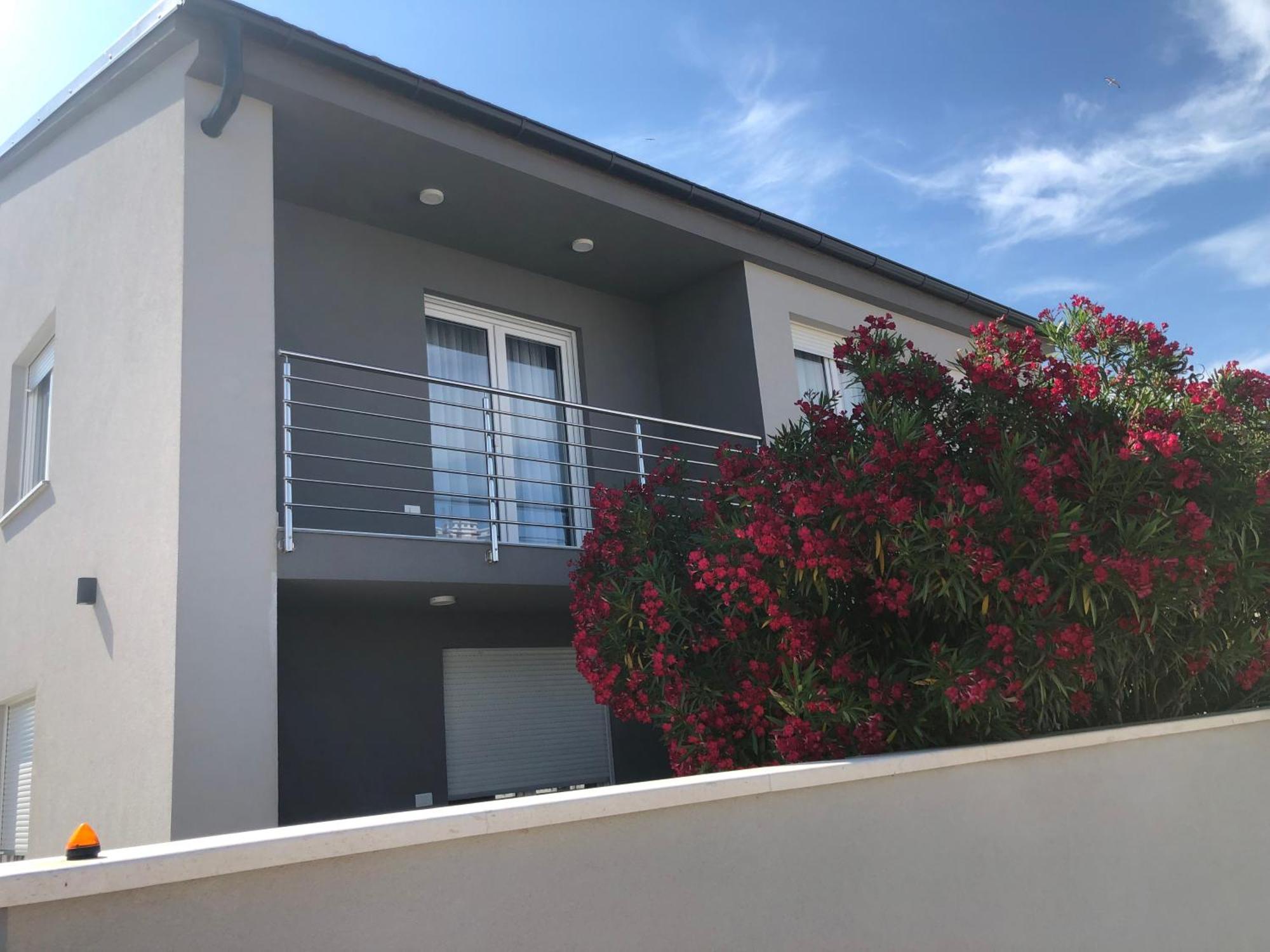 Leneda Apartments With Pool Πούλα Εξωτερικό φωτογραφία